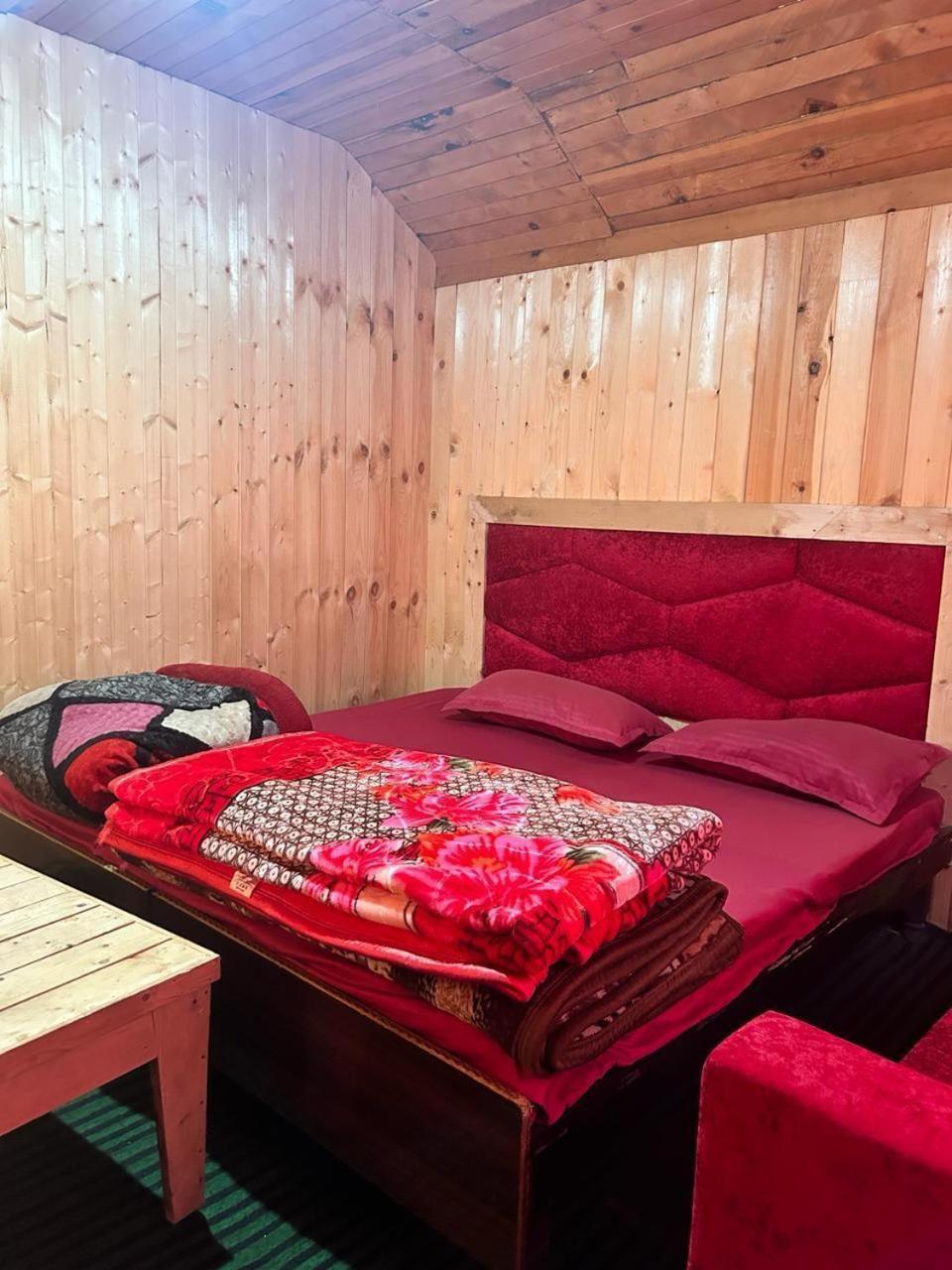 Lord Shiva Dimension Hotel Tosh ภายนอก รูปภาพ