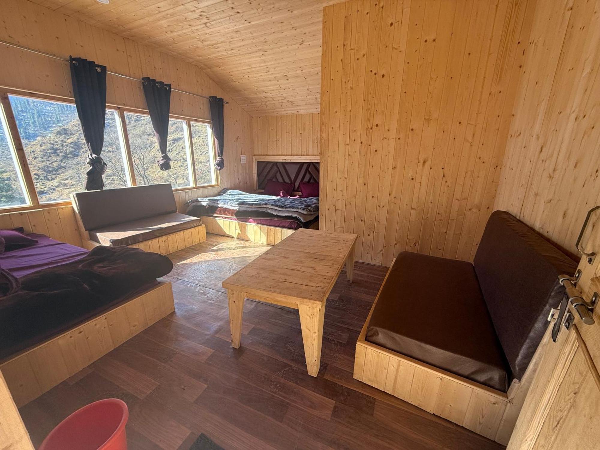 Lord Shiva Dimension Hotel Tosh ภายนอก รูปภาพ
