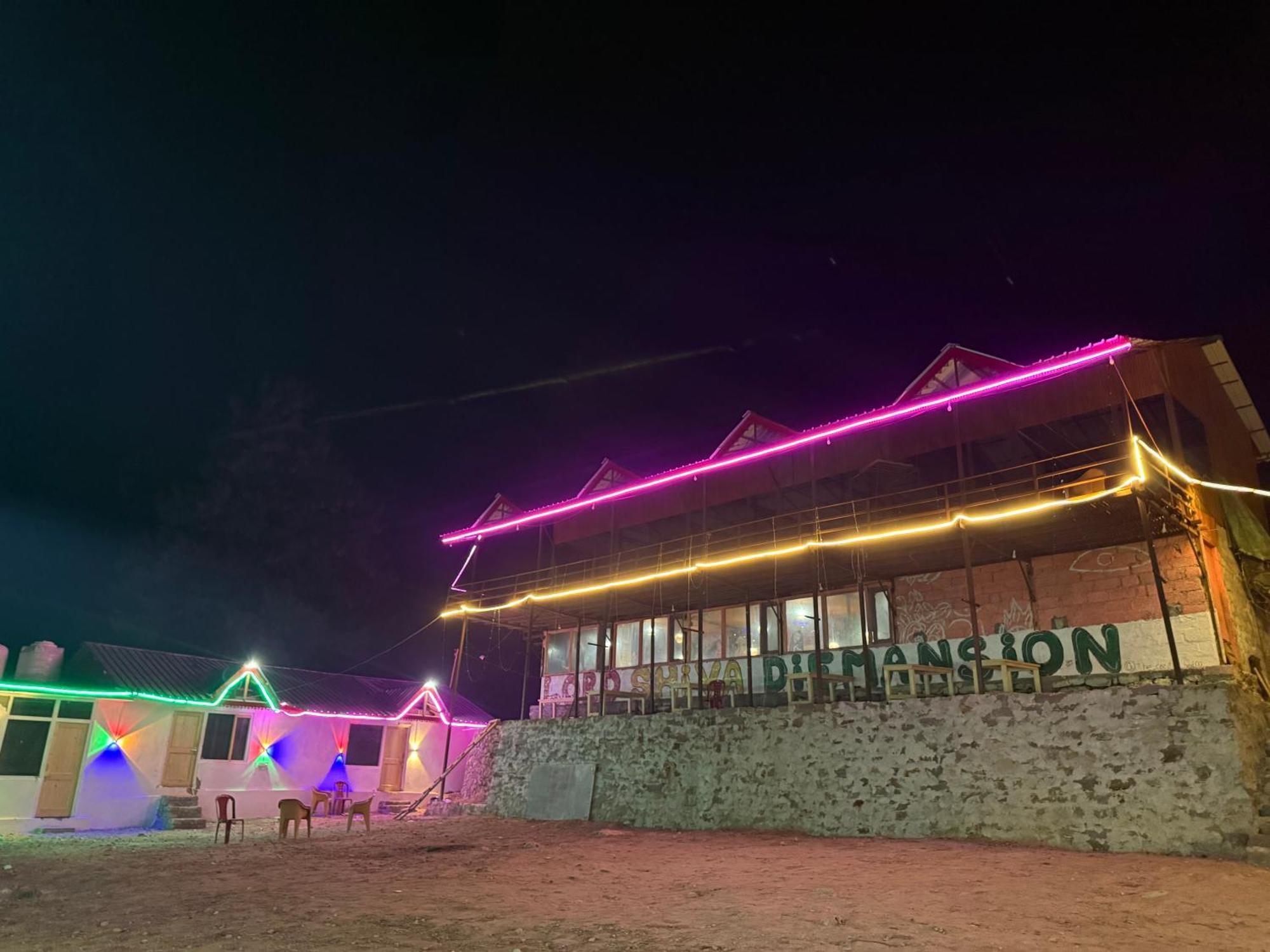 Lord Shiva Dimension Hotel Tosh ภายนอก รูปภาพ